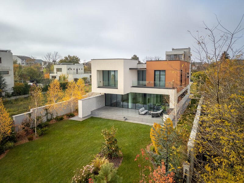 Sector 1 Smart-Home nZEB spectaculoasa Bucuresti  cu deschidere lac - teren 2000mp