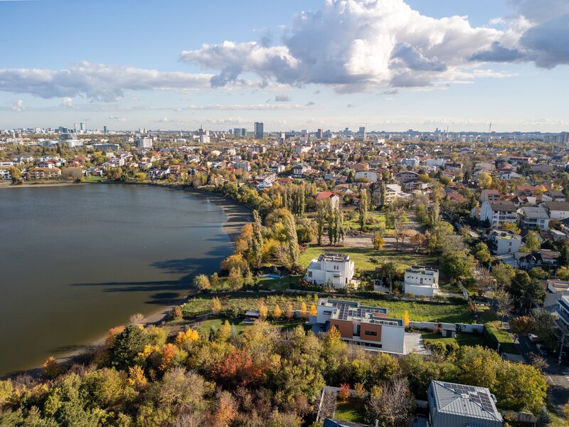 Sector 1 Smart-Home nZEB spectaculoasa Bucuresti  cu deschidere lac - teren 2000mp