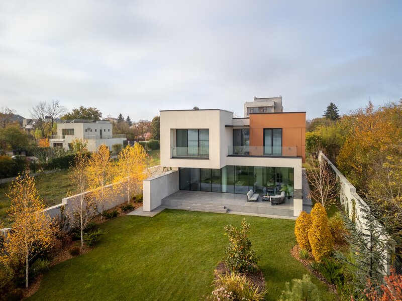 Sector 1 Smart-Home nZEB spectaculoasa Bucuresti  cu deschidere lac - teren 2000mp