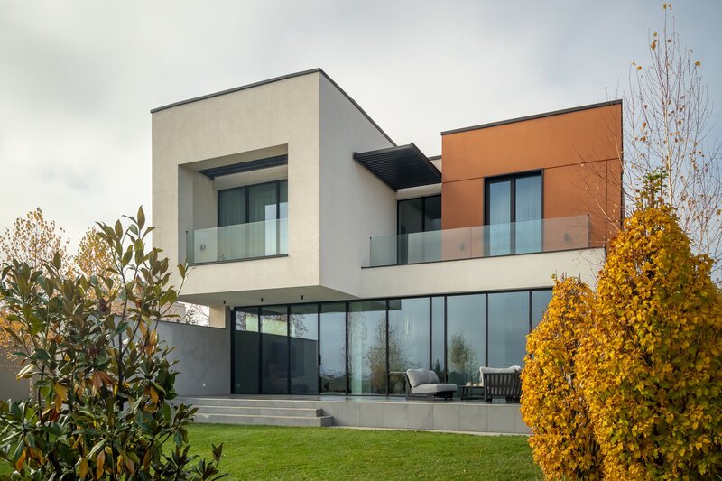 Sector 1 Smart-Home nZEB spectaculoasa Bucuresti  cu deschidere lac - teren 2000mp