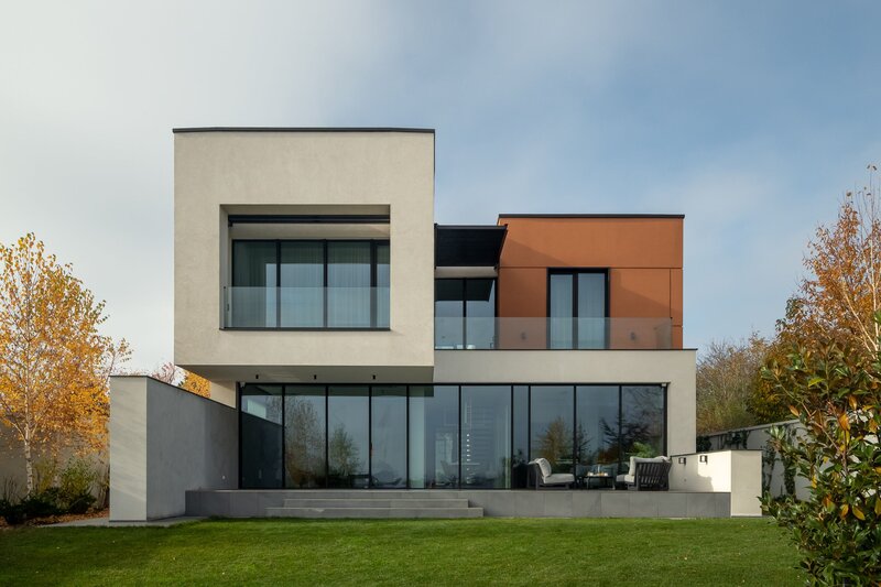 Sector 1 Smart-Home nZEB spectaculoasa Bucuresti  cu deschidere lac - teren 2000mp